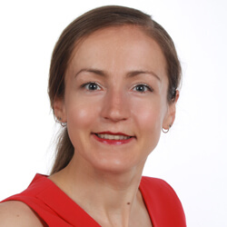 Dr. Elisabeth Dewaldt